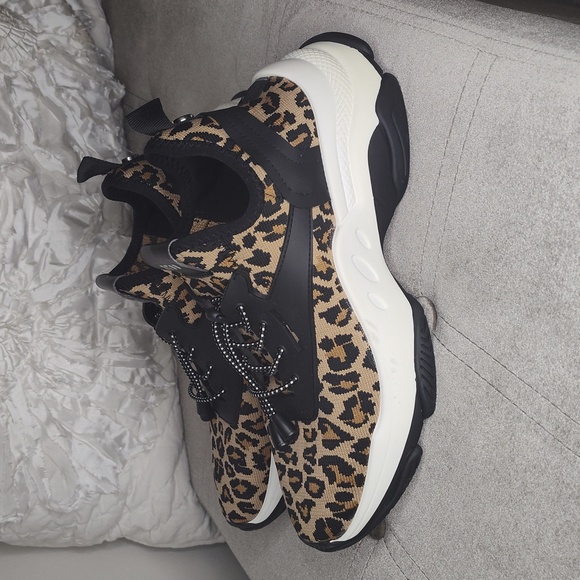 Steve Madden sneaker - Picture 3 of 6